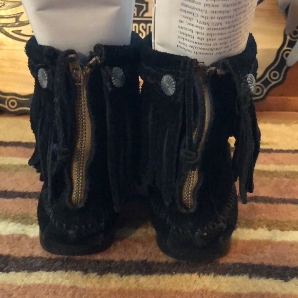 Minnetonka Moccasins sz. 9 - Picture 2 of 8